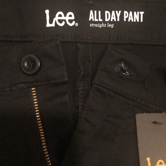 🌹*NWT*LEE Women's Relaxed Fit All Day Straight Leg Black Pants - Picture 5 of 10